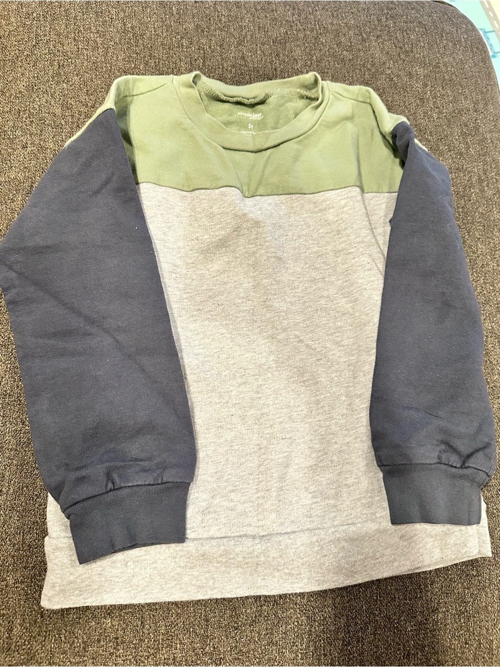 🤑EU Simple Joys by Carter's Colorblock Crewneck Sweatshirt🤑